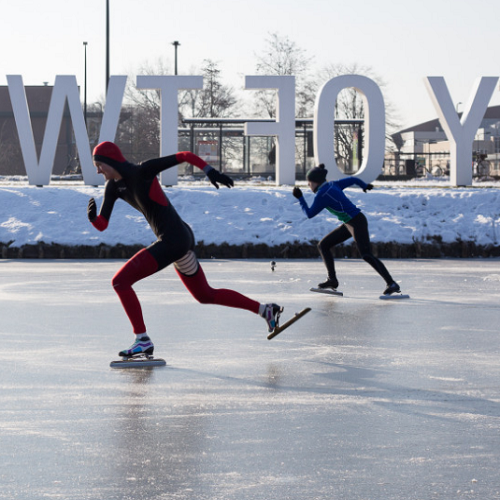 A Dutch tradition: ice skating